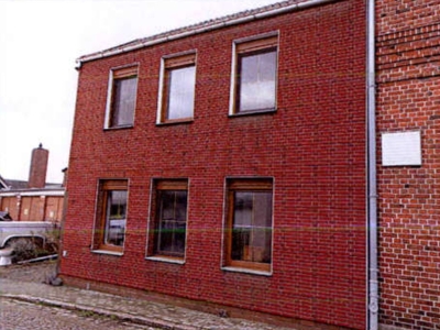 Wohnhaus mit Anbau, Wintergarten und Garage in Schmiedestraße 4, 25709 Marne - Bild 1