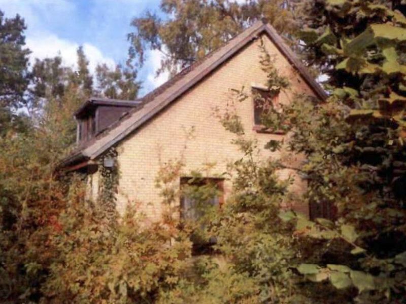 Einfamilienhaus mit Nebengebäude in Hamburg - Bild 1