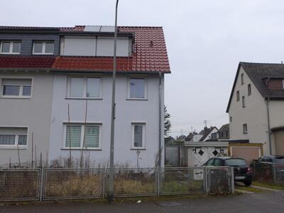 Doppelhaushälfte in Waldschulstr. 124, 65933 Frankfurt am Main, Griesheim - Bild 1