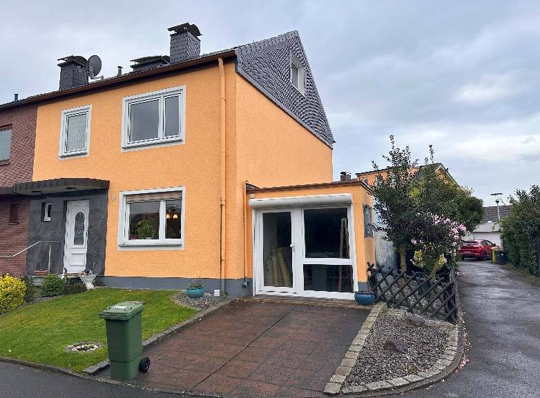Garage, Doppelhaushälfte in Kamen - Bild 1