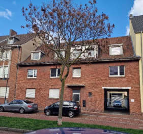 Eigentumswohnung (3 Zimmer K, D. B und Kellerraum) sowie ein Kfz-Stellplatz, Eigentumswohnung (2 Zimmer K, D. B und Kellerraum) sowie ein Kfz-Stellplatz in Wesel - Bild 1