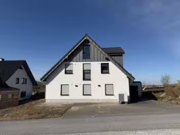 Garage, Einfamilienhaus in Zum Haskenstein 34, 59929 Brilon, Rösenbeck - Bild 2