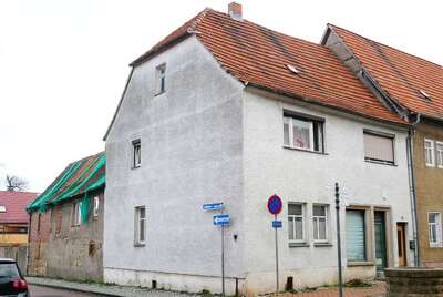 Einfamilien-Wohnhaus, zwei Nebengebäude, Schuppen in Leopold-von-Ranke-Straße  78, 06571 Roßleben-Wiehe , Wiehe - Bild 2