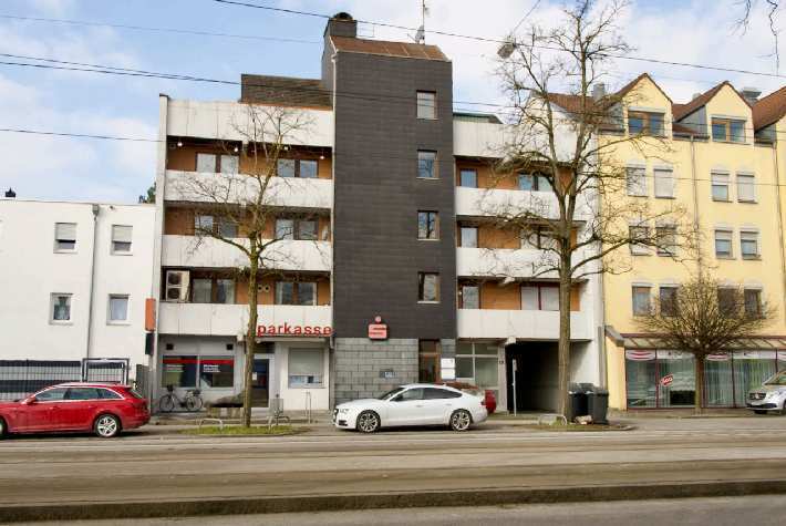 Wohn-/Geschäftshaus, Kfz-Stellplatz (Tiefgarage) in Augsburg - Bild 1