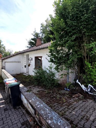 freistehendes Einfamilienhaus mit Garage in Aachen - Bild 3