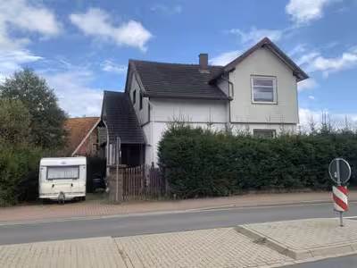 Wohn-/Geschäftshaus in Mackenser Str. 30, 37586 Dassel - Bild 2