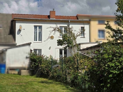 Einfamilienwohnhaus mit Einliegerwohnung und Nebengebäude in Kahldenwallweg 32, 17109 Demmin - Bild 1