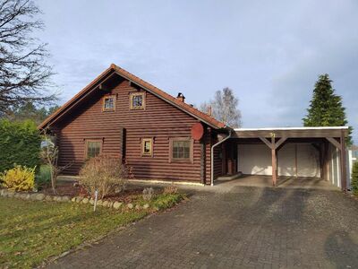 Einfamilienhaus mit Nebengebäuden in Doppelreihe 57, 19077 Rastow - Bild 2