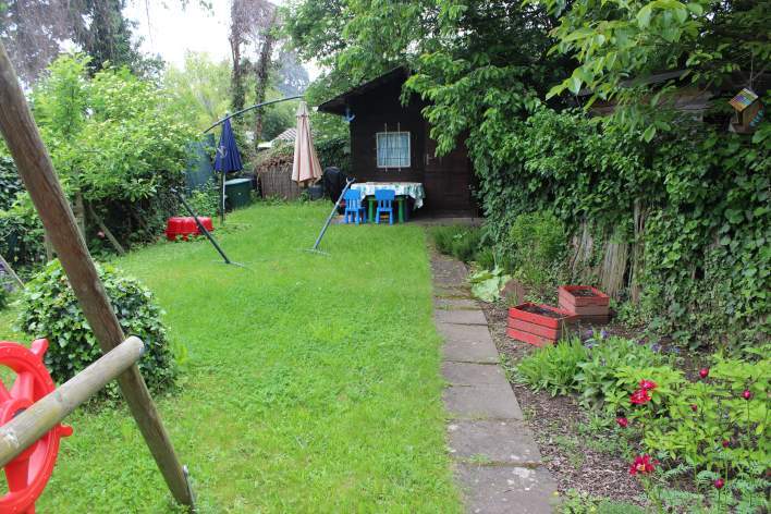 unbebautes Grundstück, zwischen "Rheindorfer Straße" und dem "Weingarten" in Extertal - Bild 1