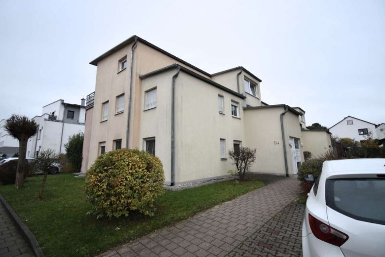Eigentumswohnung (3 bis 4 Zimmer), Kfz-Stellplatz (Tiefgarage) in Neumarkt in der Oberpfalz - Bild 2