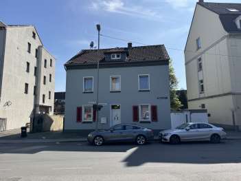 gemischt genutztes Gebäude (Zahnarztpraxis und Wohnung) in Duisburg - Bild 2