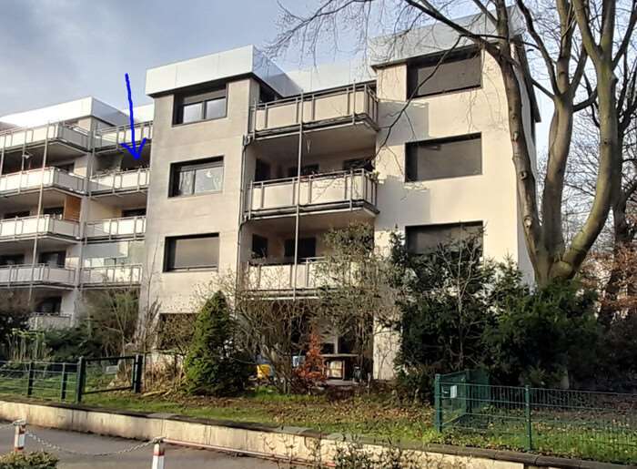 Kfz-Stellplatz, Eigentumswohnung (3 bis 4 Zimmer) in Bergheim - Bild 1