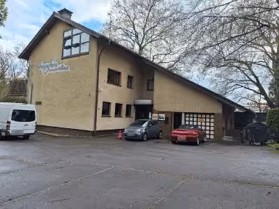 Garage, sonstiges Teileigentum (z.B. Keller, Hobbyraum), Wohn-/Geschäftshaus in Solingen - Bild 1