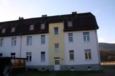 Mehrfamilienhaus in Seegaer Straße  3, 99707 Kyffhäuserland, Göllingen - Bild 2