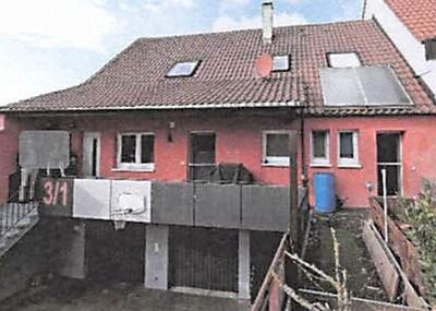 Zwei Zweifamilien-Wohngebäude mit Anbau in Kelterplatz 3, 3/1, 74343 Sachsenheim-Hohenhaslach - Bild 1