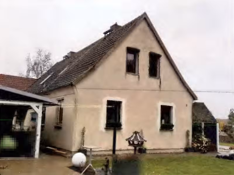 Einfamilienhaus mit Nebengelass in Löbnitz - Bild 3