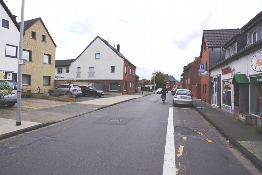 Wohn-/Geschäftshaus in Dormagen - Bild 4