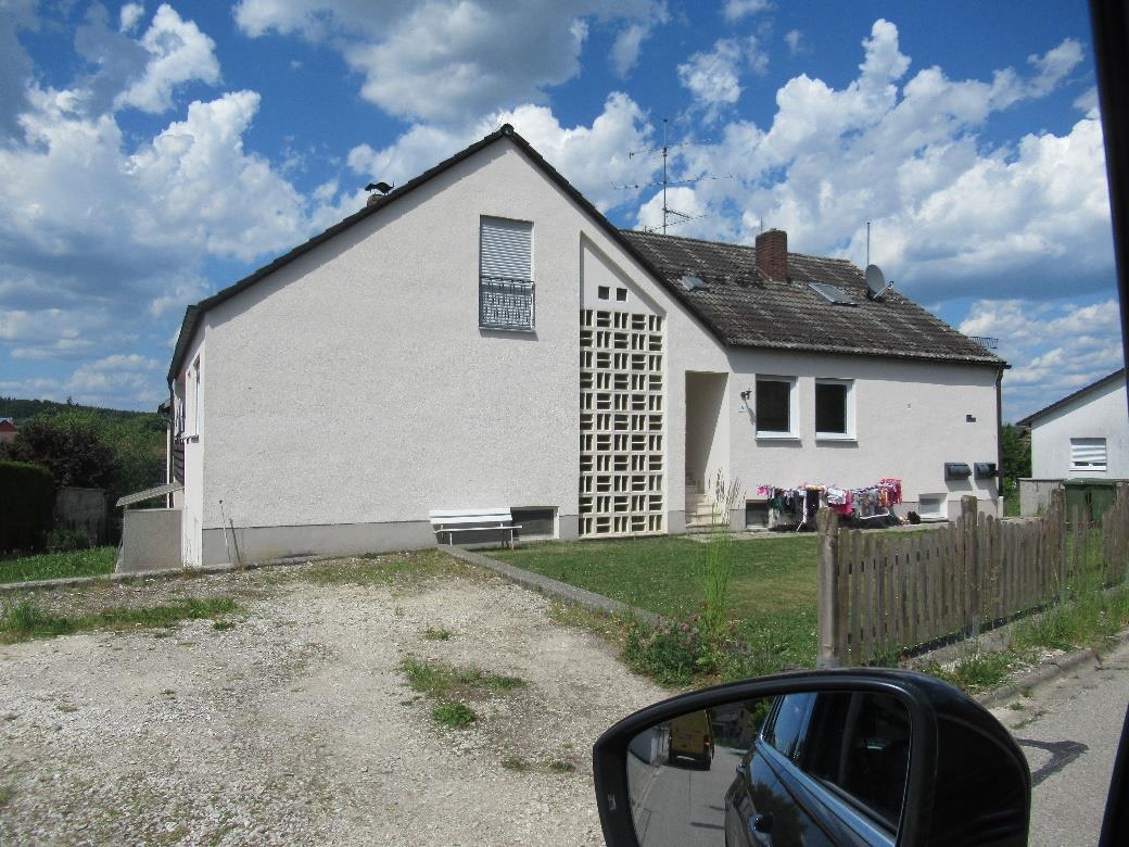 Mehrfamilienhaus in Steinsdorf - Bild 3