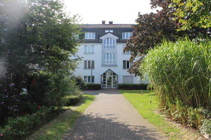 Kfz-Stellplatz (Tiefgarage), Eigentumswohnung (1 bis 2 Zimmer), Kfz-Stellplatz (Tiefgarage), Eigentumswohnung (1 bis 2 Zimmer) in Bonn - Bild 1