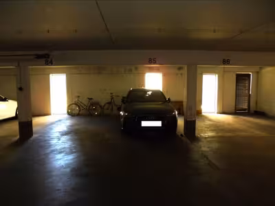 4 Kfz-Stellplätze in Görlitzer Str. 2, 4, 6, 41460 Neuss - Bild 1