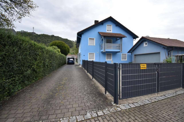 Doppelhaushälfte in Kinding - Bild 2