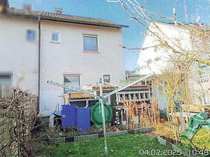 Einfamilien-Doppelhaushälfte mit Garage in Schorndorf - Bild 1