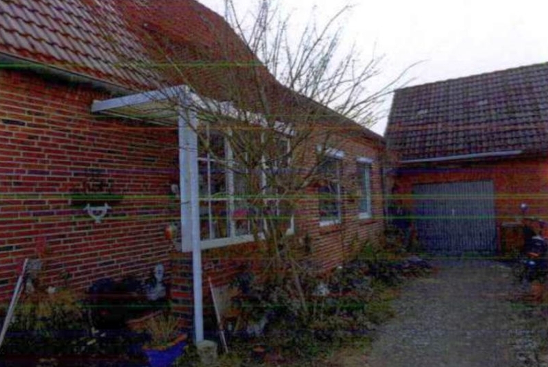 Einfamilienhaus mit Garage und Nebengebäude in Kiebitzreihe - Bild 2