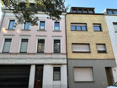 Mehrfamilienhaus in Schulstraße , 52353 Düren, Düren - Bild 1
