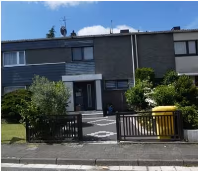 Garage, Einfamilienhaus in Oderstr. 52, 41469 Neuss, Norf - Bild 1