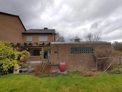 Reihenendhaus mit zwei Garagen in Wilhelmstraße 89, 00000 - Bild 2