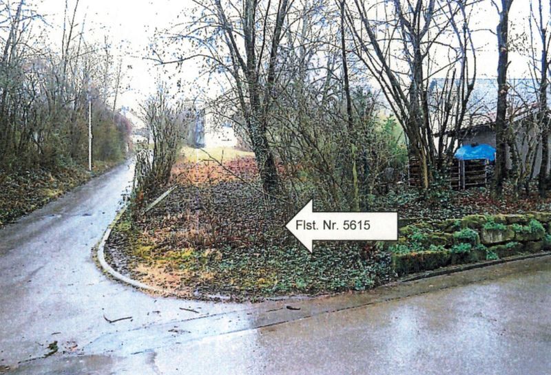 Zweifamilienhaus und unbebautes Grundstück in Leingarten - Bild 4