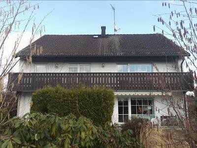 Zweifamilienhaus mit Doppelgarage in Im Wiesengrund 2, 95100 Erkersreuth - Bild 2