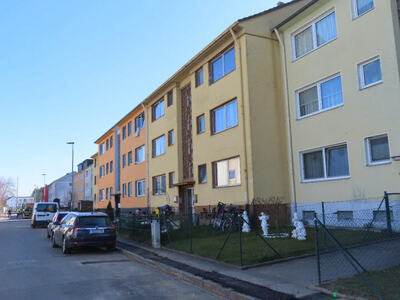 Mehrfamilienhaus, Reihenhaus, Mehrfamilienhaus mit 6 Wohneinheiten in Eintrachtstraße 23, 52382 Niederzier - Bild 2