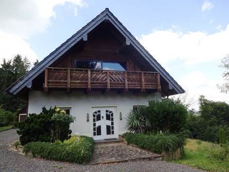 Einfamilienhaus, Doppelgarage, Nebengebäude (genehmigt als Wasch- und Geräteschuppen) in Hattingen - Bild 2