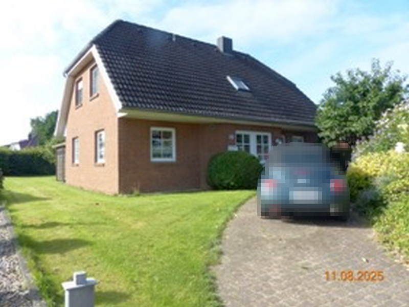 Einfamilienhaus nebst Garage und Carport in Reher - Bild 1
