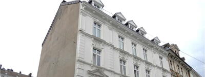Wohn- und Geschäftshaus und einem gewerblich genutzten Hinterhaus bebauten Grundstücks in Wiesenstraße 48, 48a, 42105 Wuppertal, Elberfeld - Bild 1
