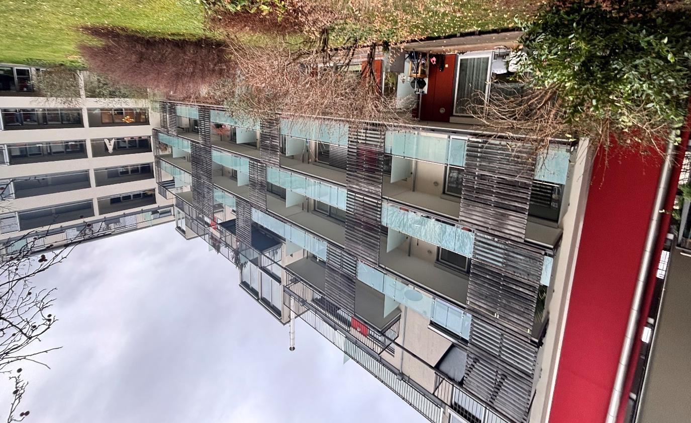 Eigentumswohnung (3 bis 4 Zimmer), Kfz-Stellplatz (Tiefgarage) in München - Bild 2