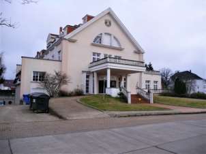 gewerblich genutztes Grundstück, ehemaliges Hotel in Brodauer Straße 33, Münsterberger Weg 47, 12621 Berlin, Hellersdorf - Bild 2
