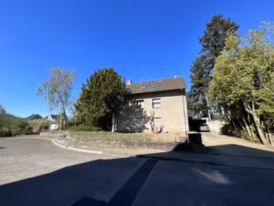 Zweifamilienhaus, Zweifamilienhaus, als Vierfamilienhaus genutzt, als Vierfamilienhaus genutzt in Gutenbergstraße 24, 51373 Leverkusen, Bürrig - Bild 1