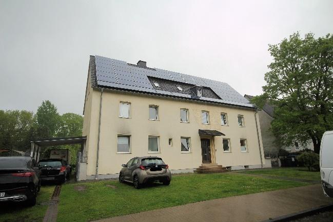 Mehrfamilienhaus, Carport, Gartengrundstück mit Gartenhaus, Pool, Pavillion in Marl - Bild 1