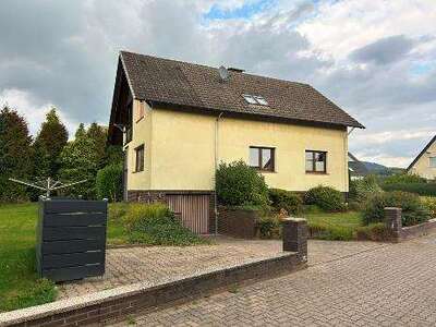 Zweifamilienhaus in Alter Kirchweg 13, 32457 Porta Westfalica, Eisbergen - Bild 2