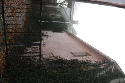 Grundstück mit abrissreifen zweigeschossigen Gebäude bebaut in Bahnhofstraße 16, 95236 Stammbach - Bild 1