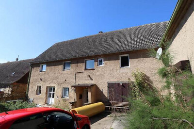 ehemaliges Wohnstallhaus mit Scheune in Wilthener Straße  2, 02692 Doberschau-Gaußig, OT Arnsdorf - Bild 1