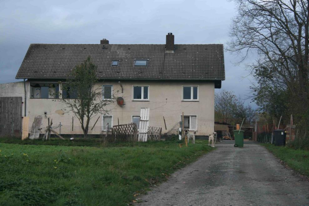 Einfamilienhaus, Resthofstelle und Nebengebäude in Burguffeln - Bild 1