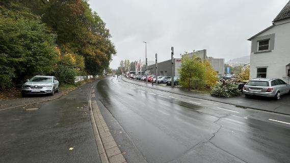 Einfamilienhaus, unbebautes Grundstück in Herborn - Bild 4