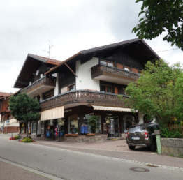 Wohn-/Geschäftshaus in Marktstraße 18, 87541 Bad Hindelang - Bild 1