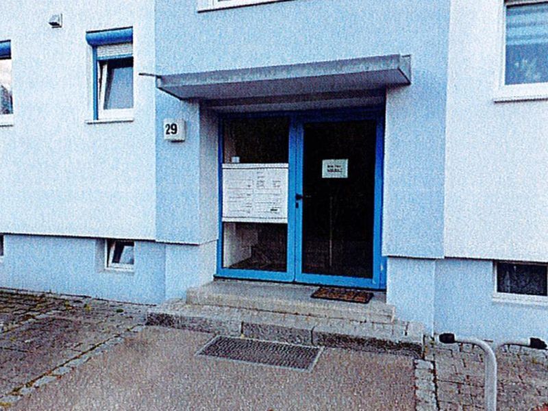 2-Zimmer-Wohnung und Reihenfertiggarage in Salach - Bild 2