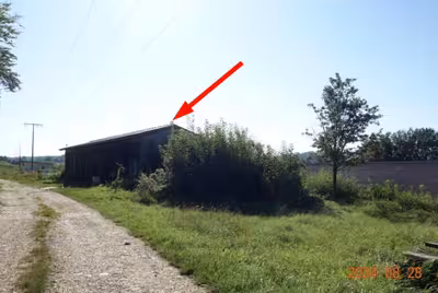 Zweifamilienhaus, landwirtschaftl. Betriebsgebäude, Landwirtschaftsflächen in Pfahläcker 3, 73252 Lenningen - Bild 1