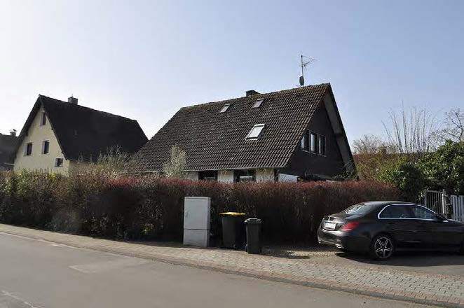 Kfz-Stellplatz, Einfamilienhaus in Euskirchen - Bild 1