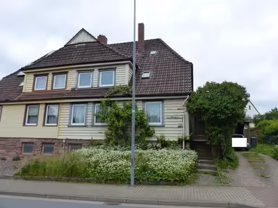 Doppelhaushälfte in Linnenkämper Straße 21, 37627 Stadtoldendorf - Bild 1